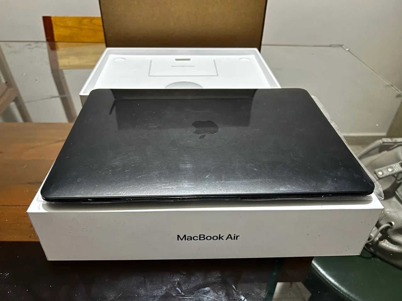 MacBook Air M1 2020 8GB/256GB Prata ? Impecável, 95% bateria +