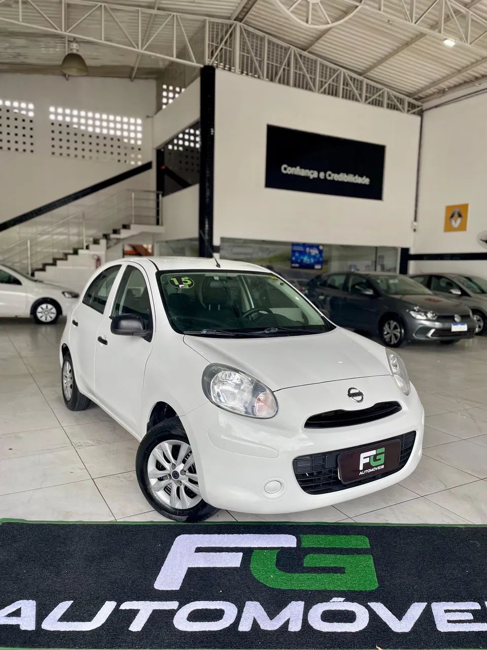 Nissan March 2015