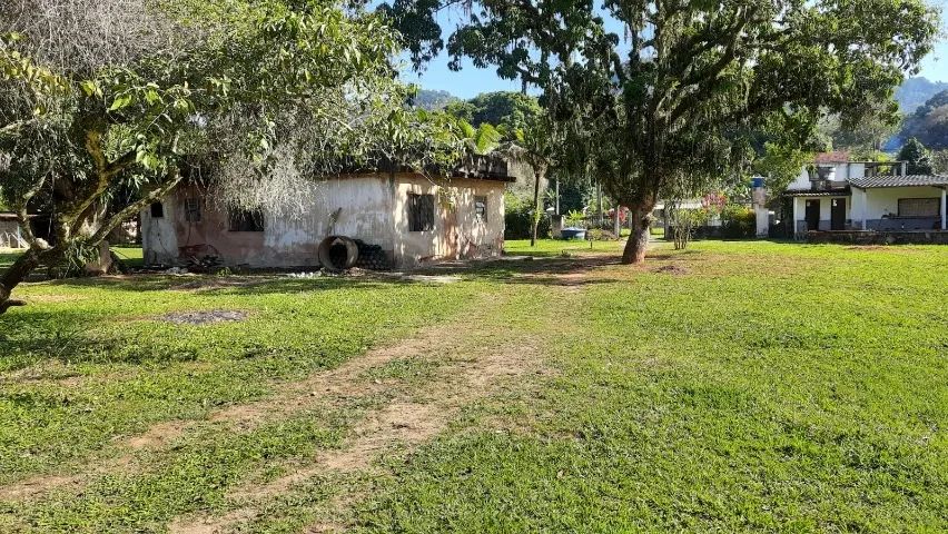 CASA E SALÃO COM TERRENOS 1000m² CADA - Foto 2