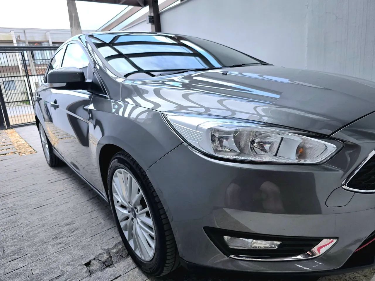 Ford Focus Focus 2.0 16V/SE/SE Plus Flex 5p Aut. 2016
