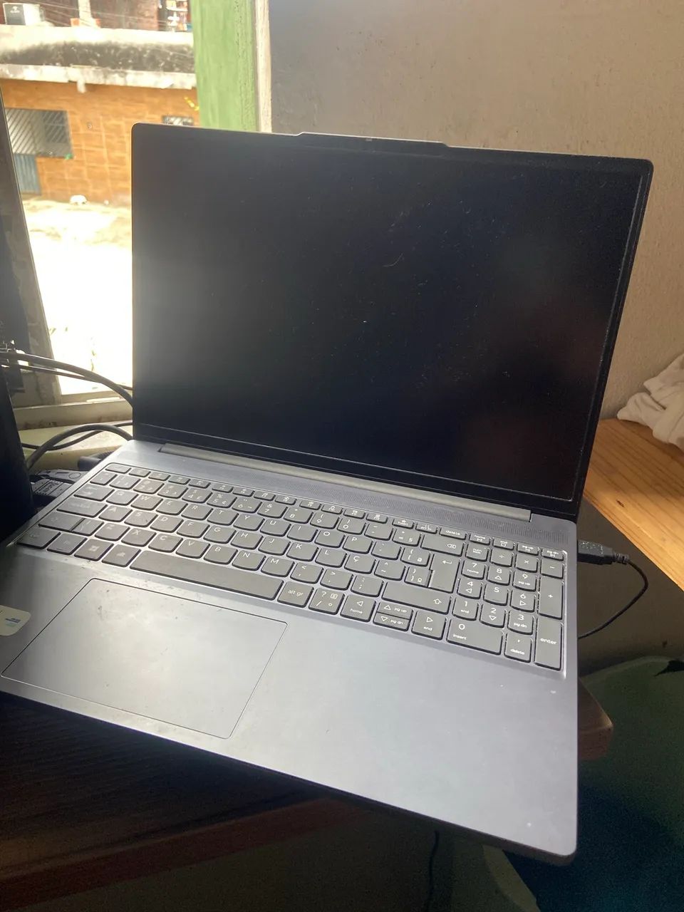 Vendo notebook Lenovo semi usado  - Foto 2