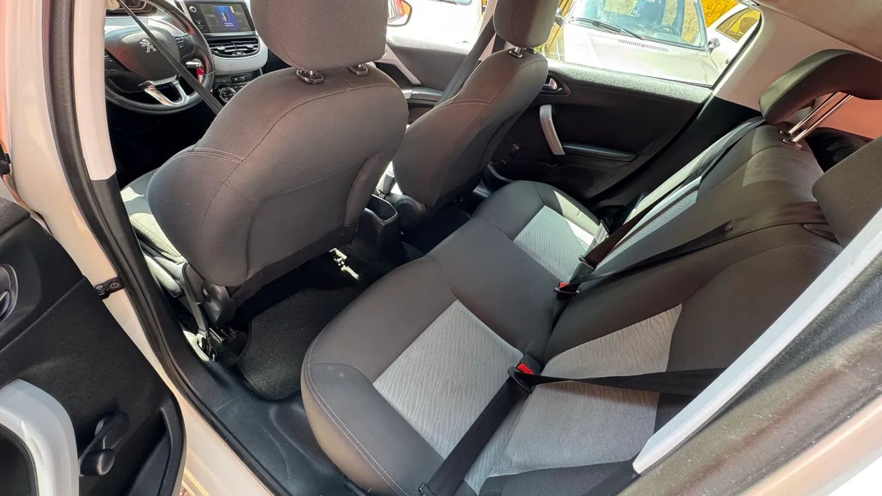 Peugeot 208 Active/active Pack 1.5 Flex 8V 5P 2014 - Foto 5