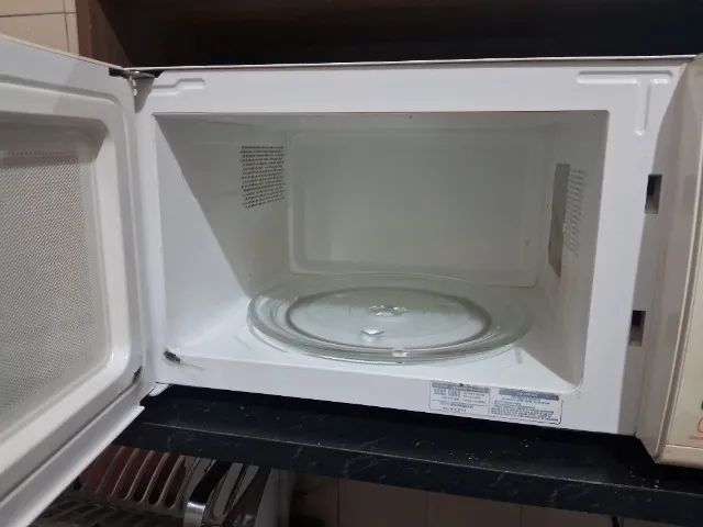 Microondas Brastemp 220W  - Foto 3