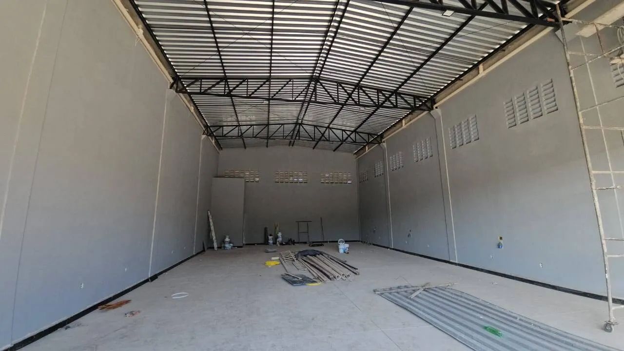 Galpao comercial em aquiraz 040, 200 m²
