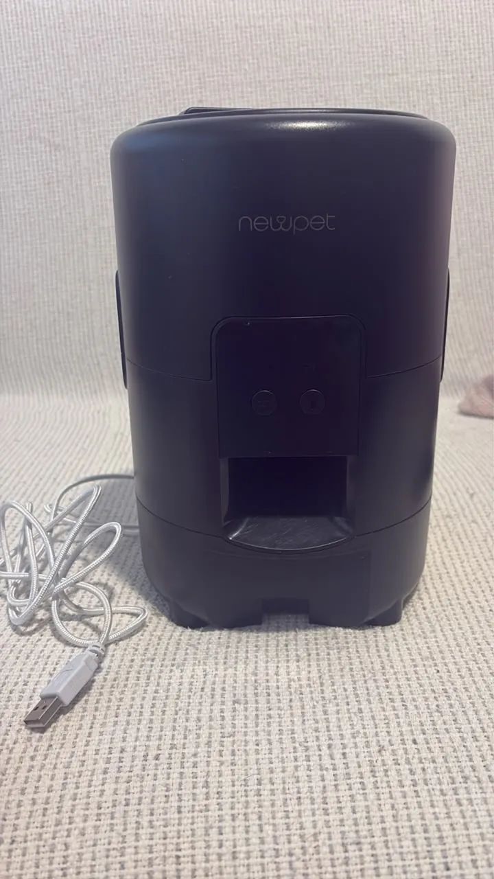 Comedouro automático para PET