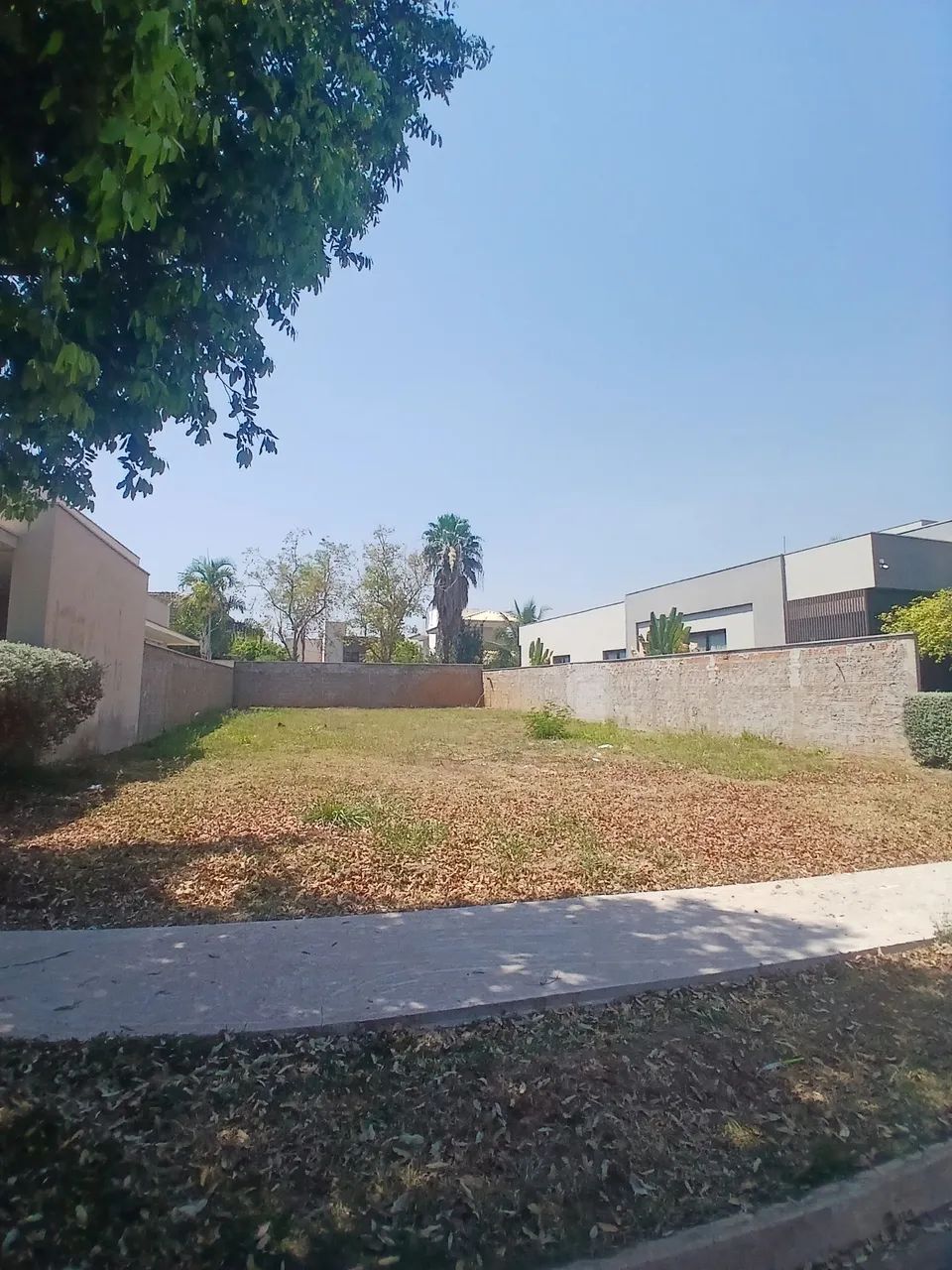 Terreno condomínio florais dos lagos 463mts plano 
