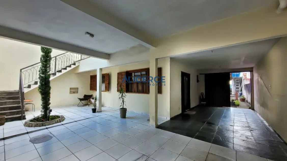 Excelente casa 3 quartos, com suíte, garagem para 3 carros. IMÓVEL TODO MOBILIADO!!! - Foto 3