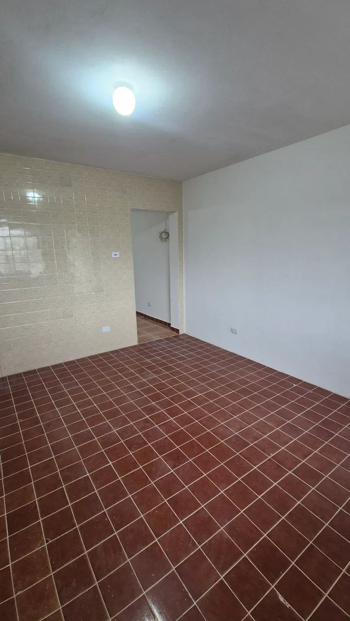 Aluga-se casa de 3 cômodos  - Foto 2
