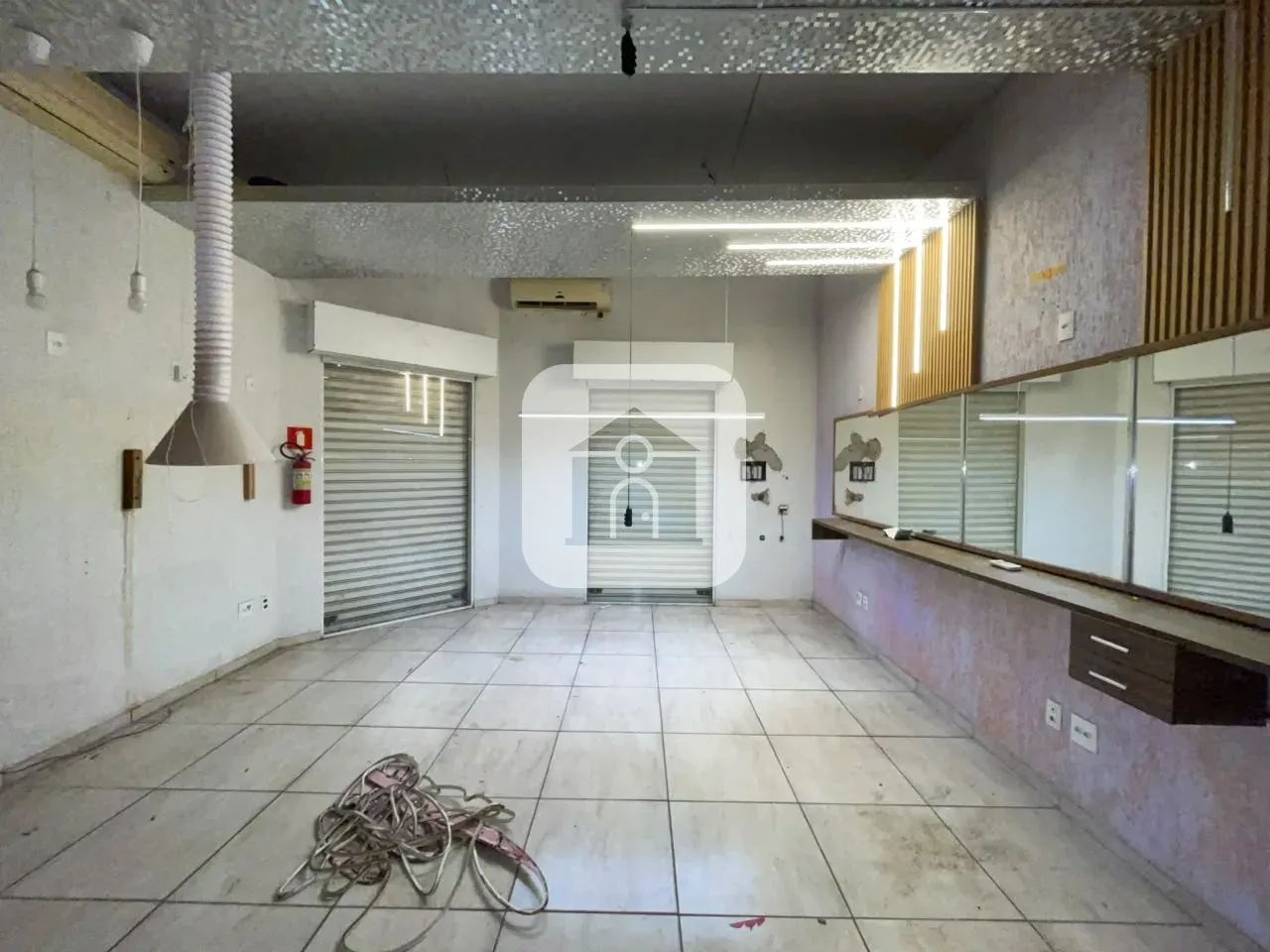 Loja comercial com 95m² para locação no bairro Martins - Foto 3