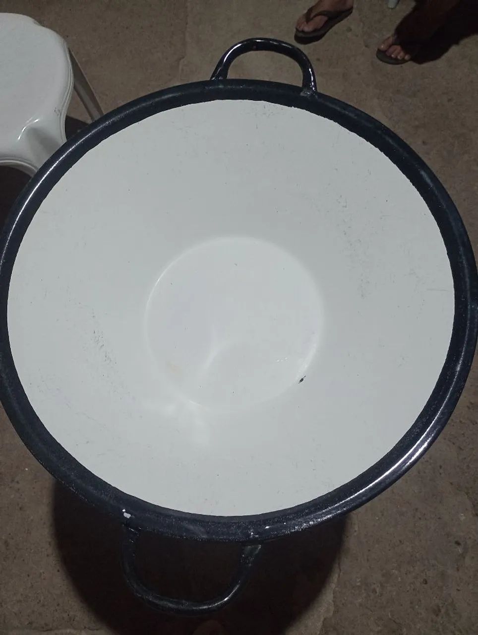 Fogão com tacho de assar pastel 