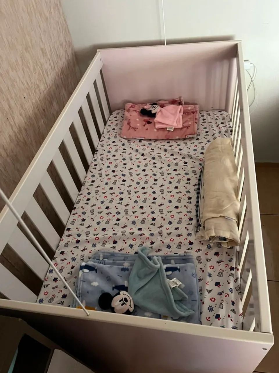 Vendo Berço Americano / com colchão  - Foto 2