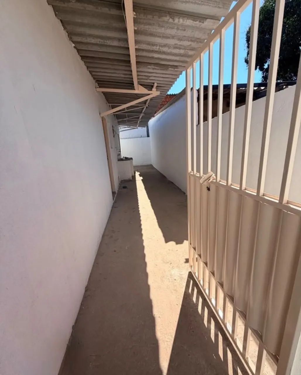 Casa 3 quartos - garagem só para moto - Foto 5