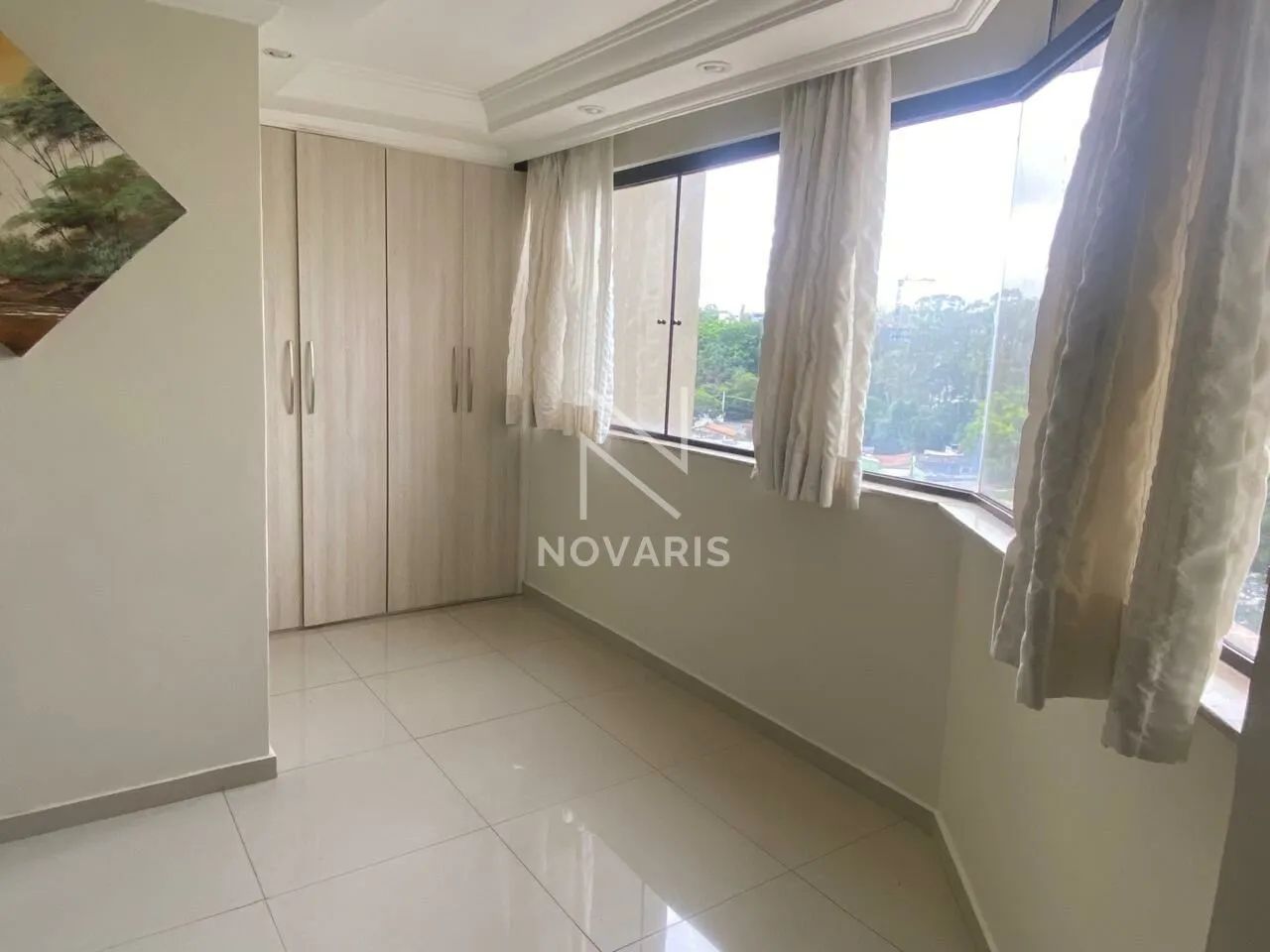 Apartamento na rua Sócrates com três quartos - Foto 5