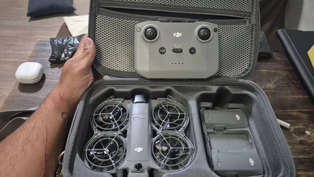 Dji Neo 2 combo fly more + rádio controle  - Foto 2