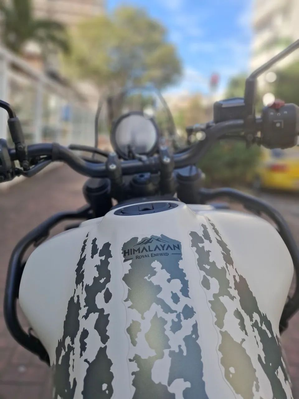 Himalayan Kamet Withe 450cc - Amanda  - Foto 4