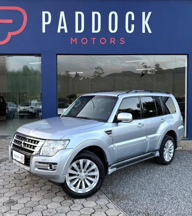 Mitsubishi Pajero 2016