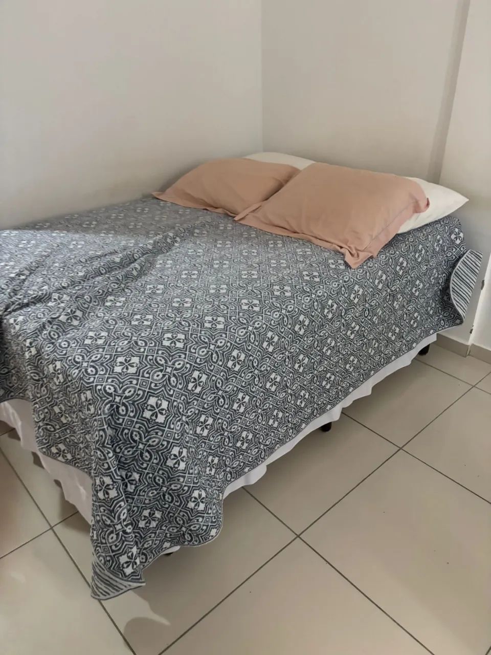 Cama