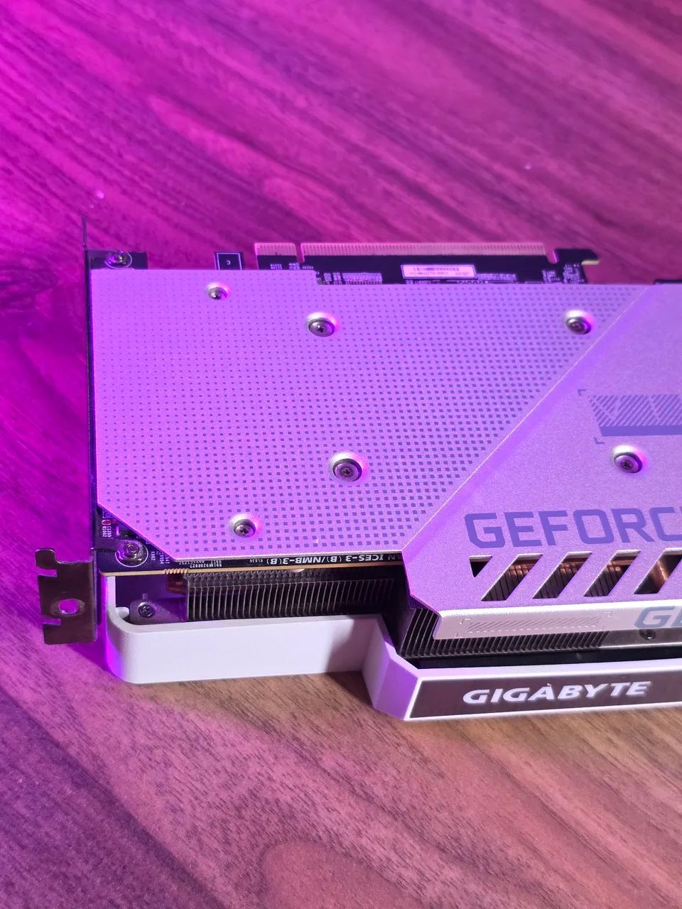 RTX 3070 TI 8GB Gigabyte Vision - Foto 4