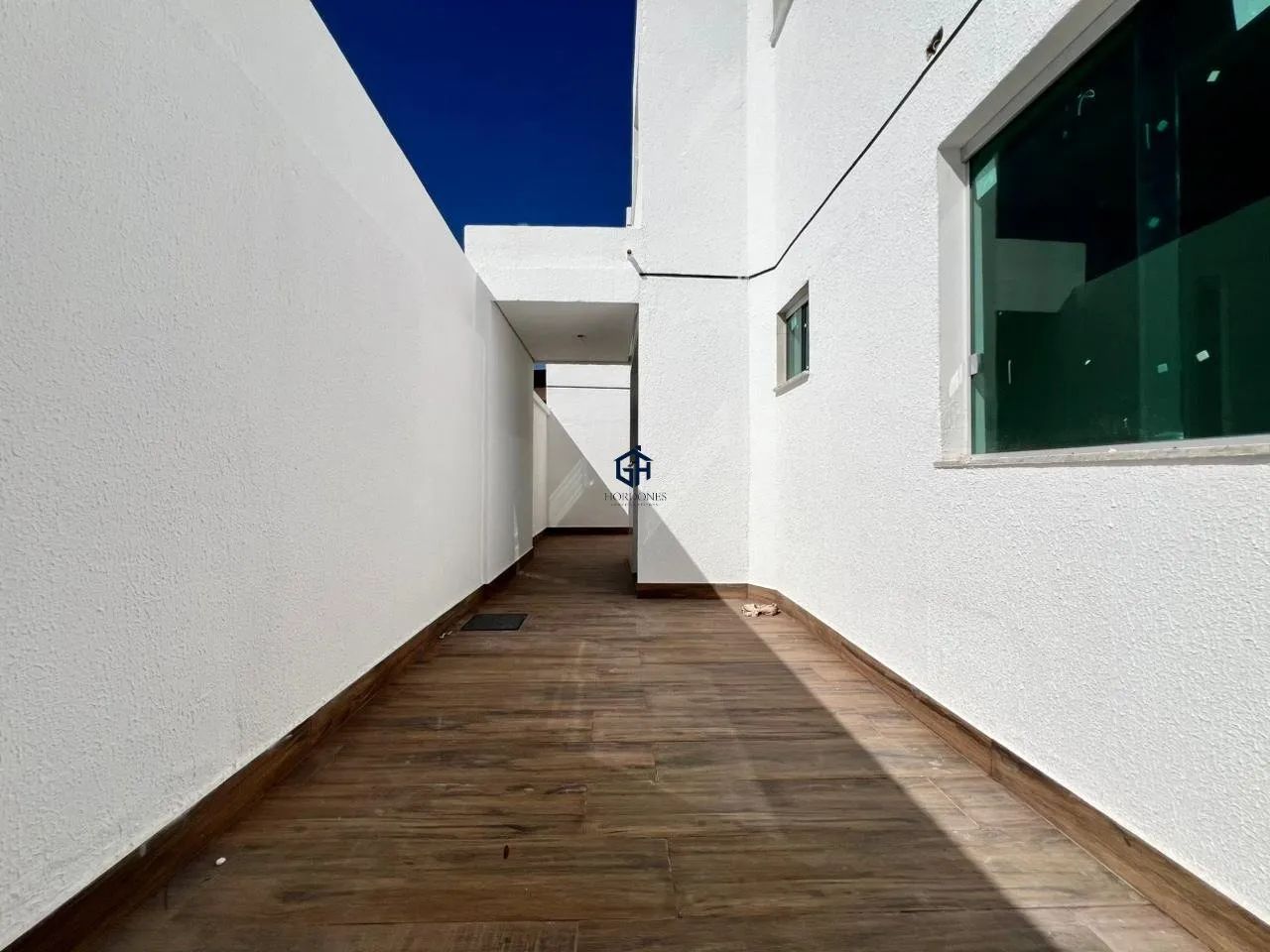 AREA PRIVATIVA - CANDELARIA