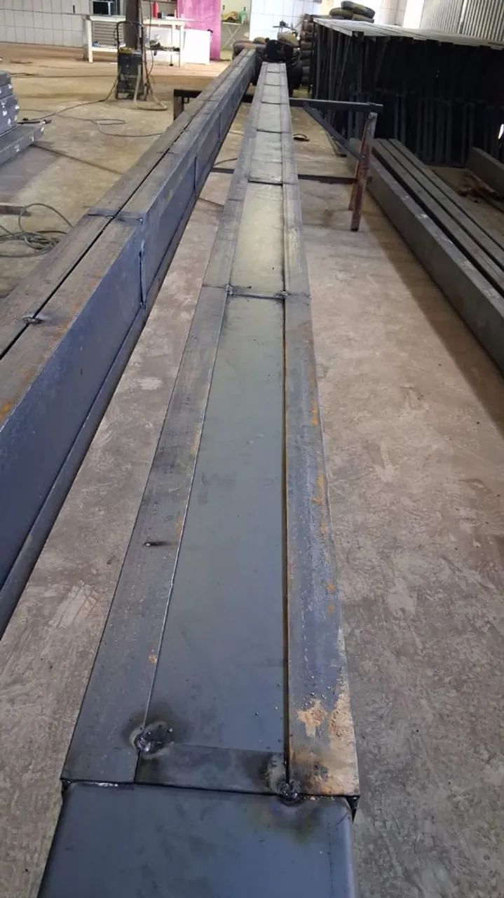 Fabricação tesouras trelicas pe direitos barracao - Foto 4