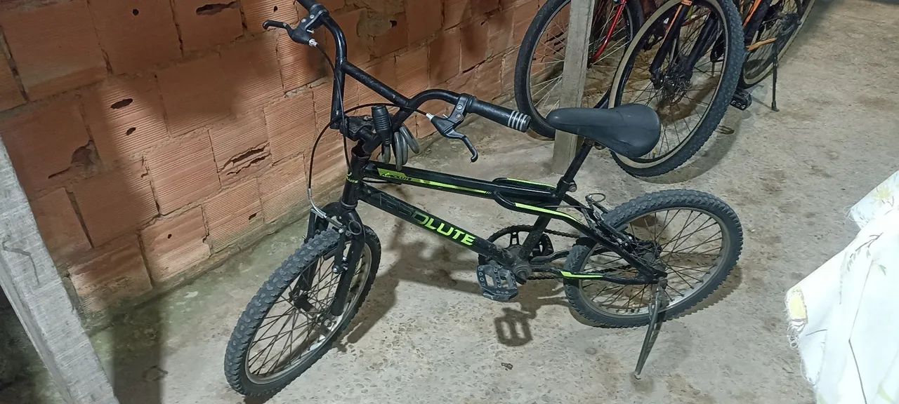 Vende-se bike juvenil aro 20