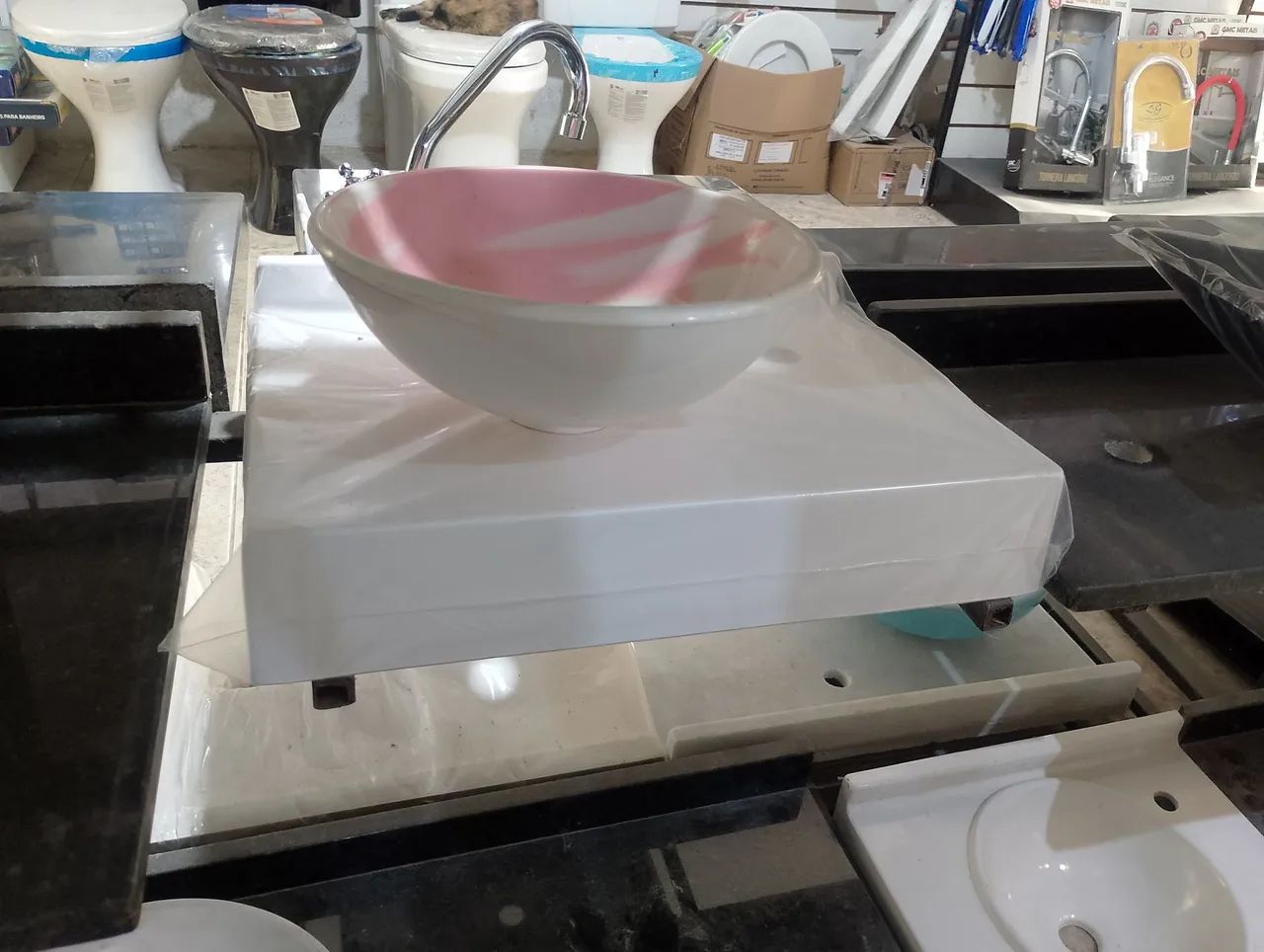 Sanitário acoplado Mari louças  - Foto 4