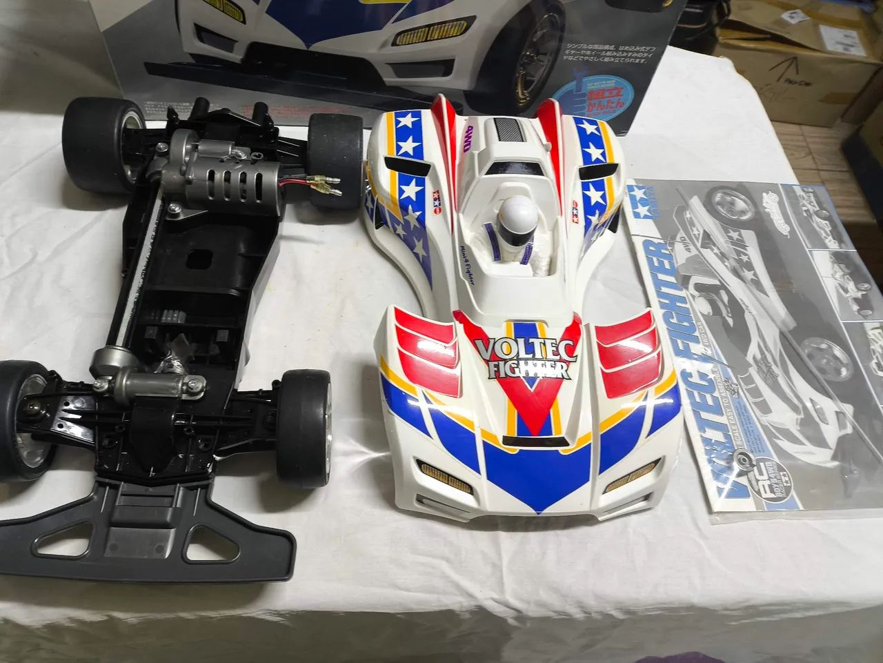 Tamiya 2 Clássicos 1/10 (Voltec Fighter & Thunder Blitz) na Caixa - Foto 4