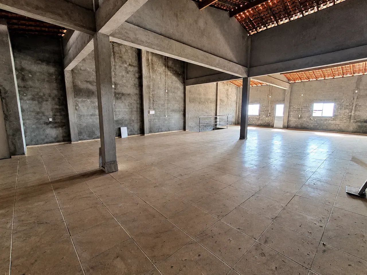 Alugo Ponto Comercial Piso Superior  Av 13 Maiobão - Foto 2