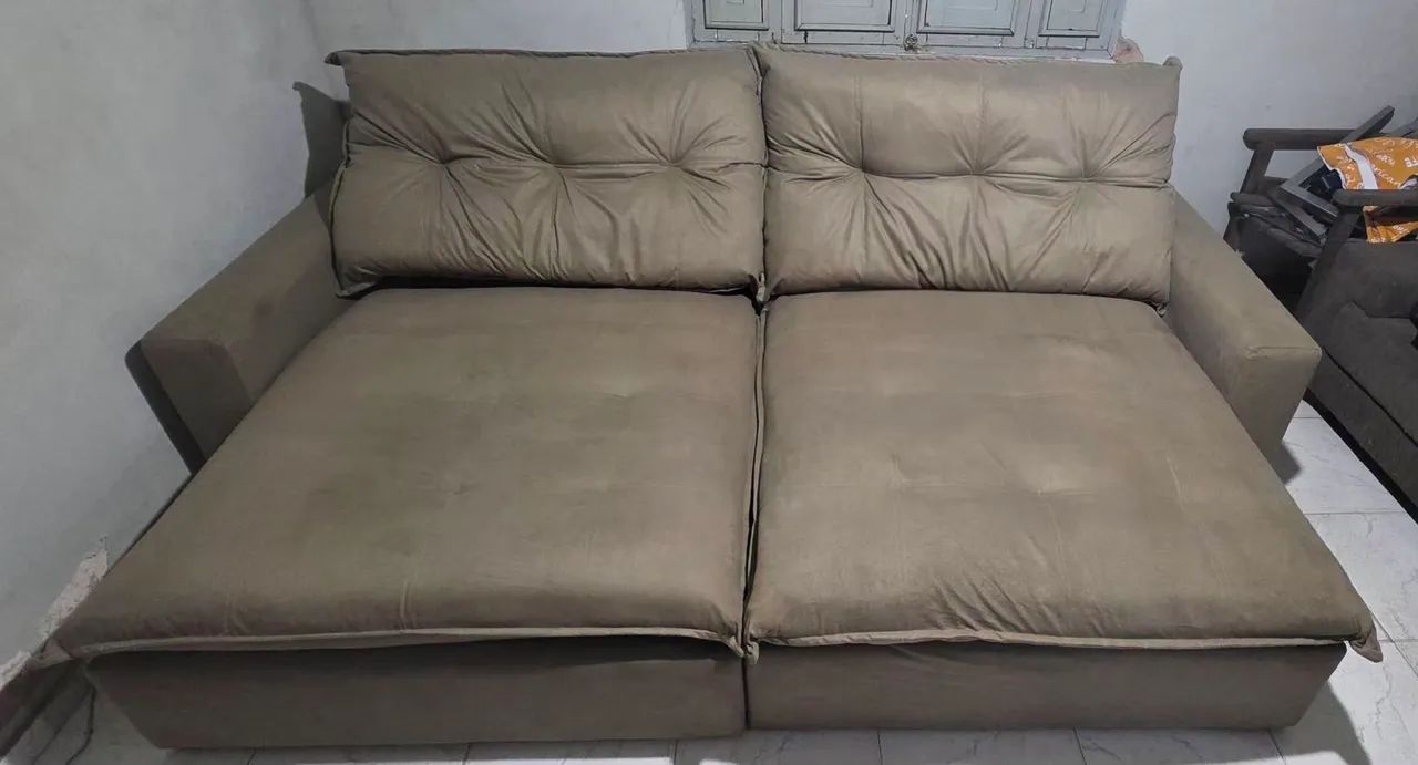 Sofá Retratil e reclinavel, reforçado, com molas Ensacadas - Tecido Suede Bege - Foto 3