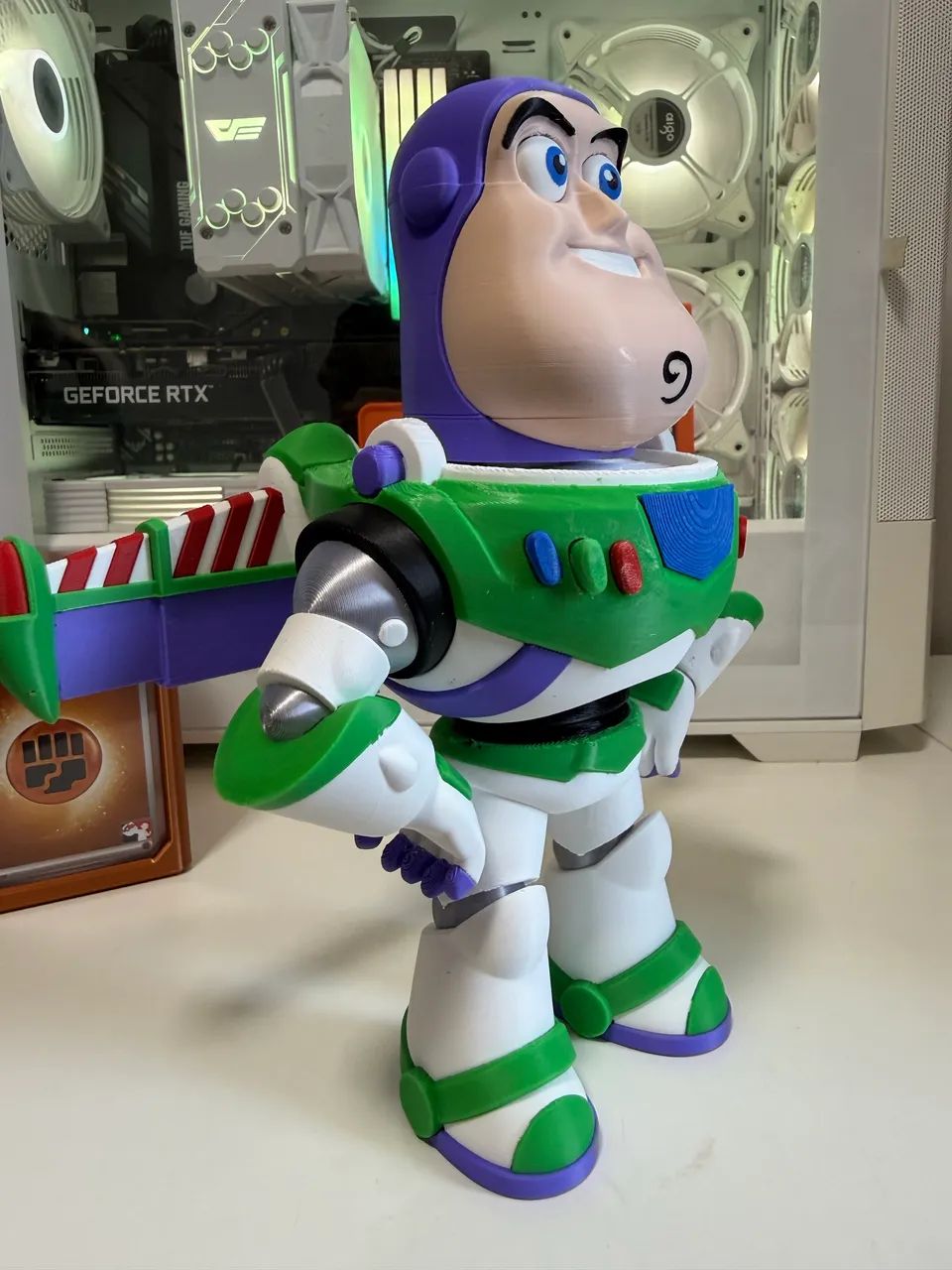 Buzz Lightyear (leves defeitos de impressão) - Foto 3