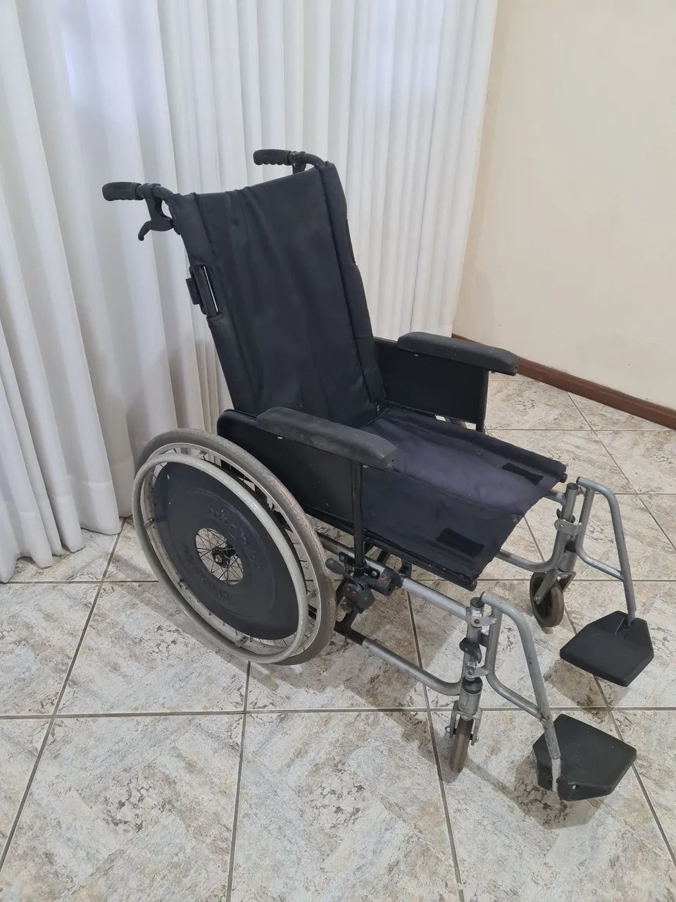 Cadeira de rodas ortobras - Foto 2