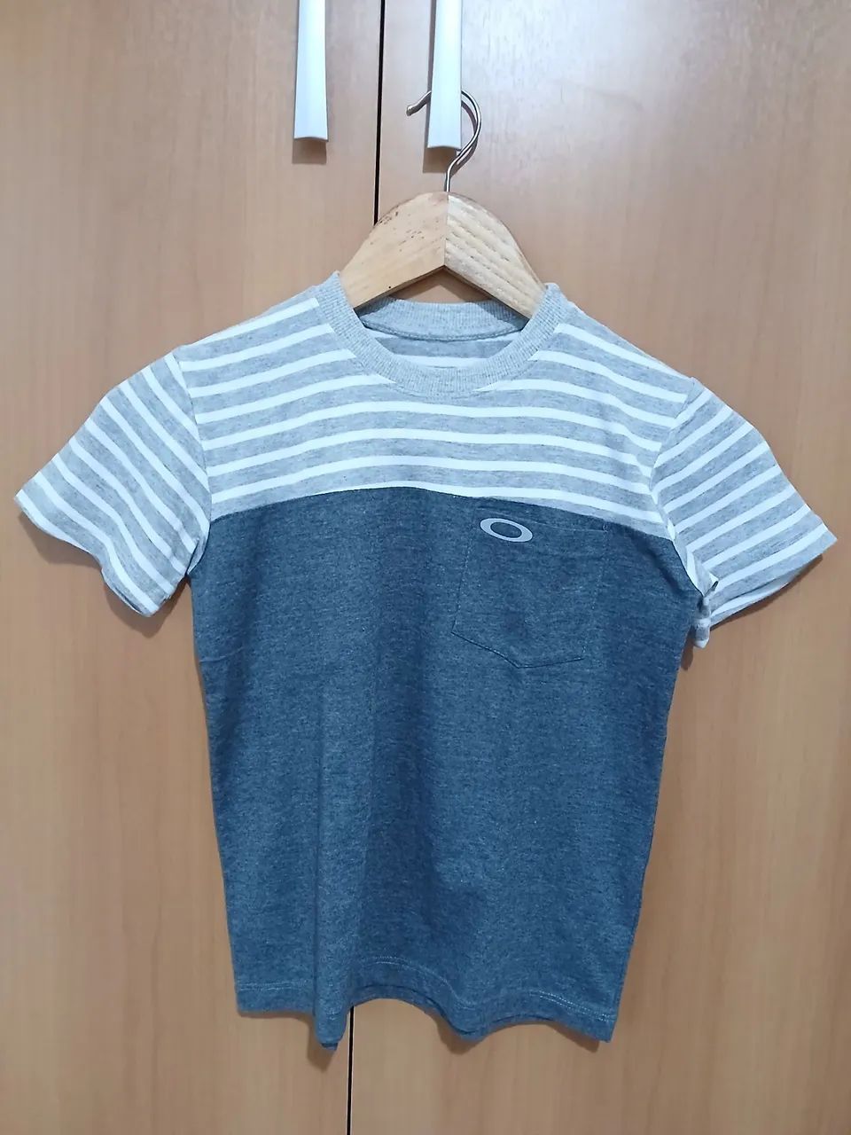 2 Blusas - 8 anos