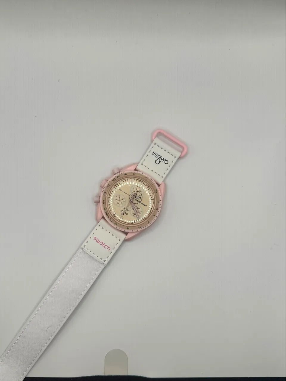 Swatch x OMEGA Bioceramic MoonSwatch Mission to Venus - Foto 2