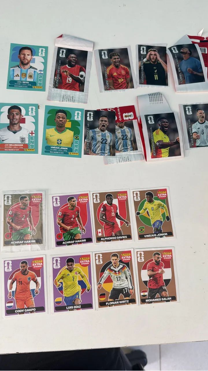 Combo figurinhas extra raras copa 2026