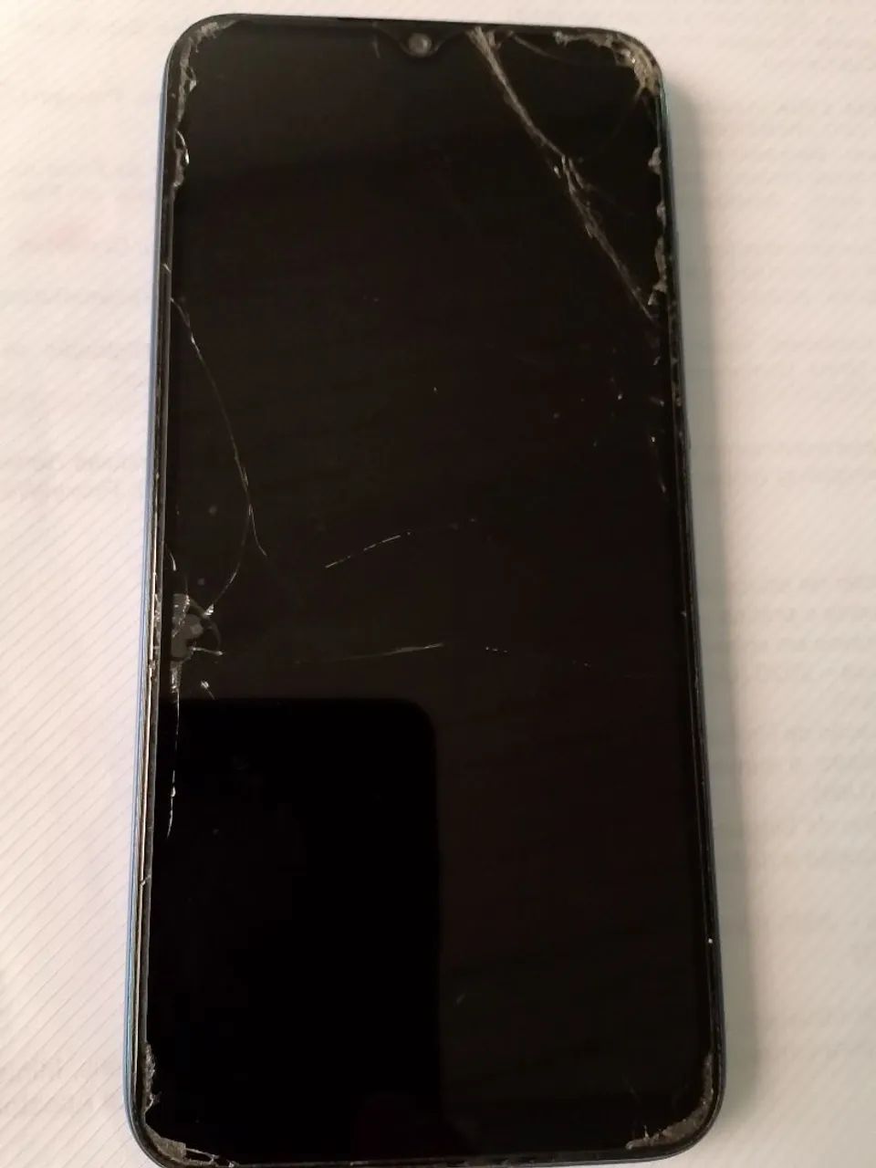 Celular Redimi 8 64Gb com defeito