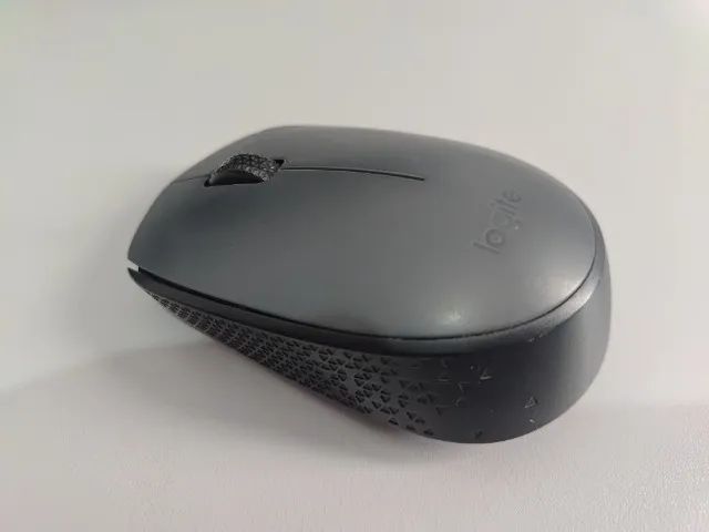 Kit Mouse e Teclado Sem Fio Logitech MK235 Grafite (ABNT2) - Foto 4
