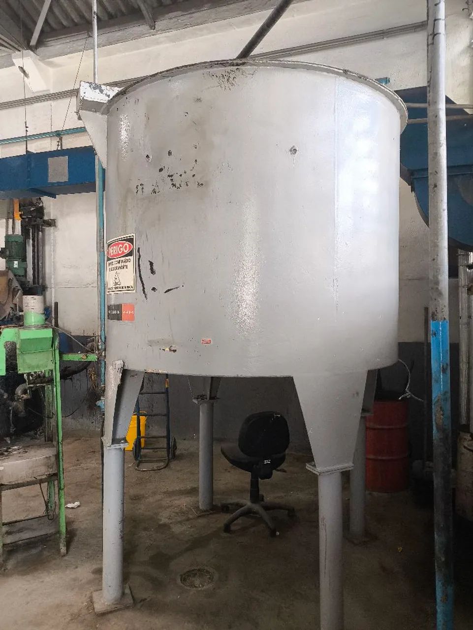 Tanque de Armazenamento Em Aço Carbono com sistema de envase - Foto 2