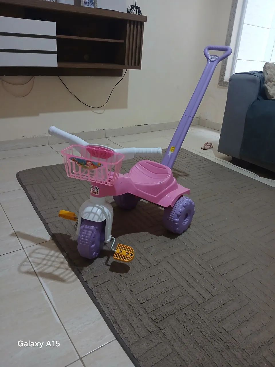 Velocípede usado poucas vezes 