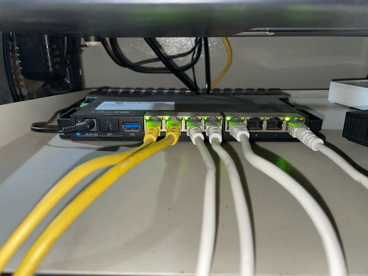 MIKROTIK RB 5009 - Foto 2