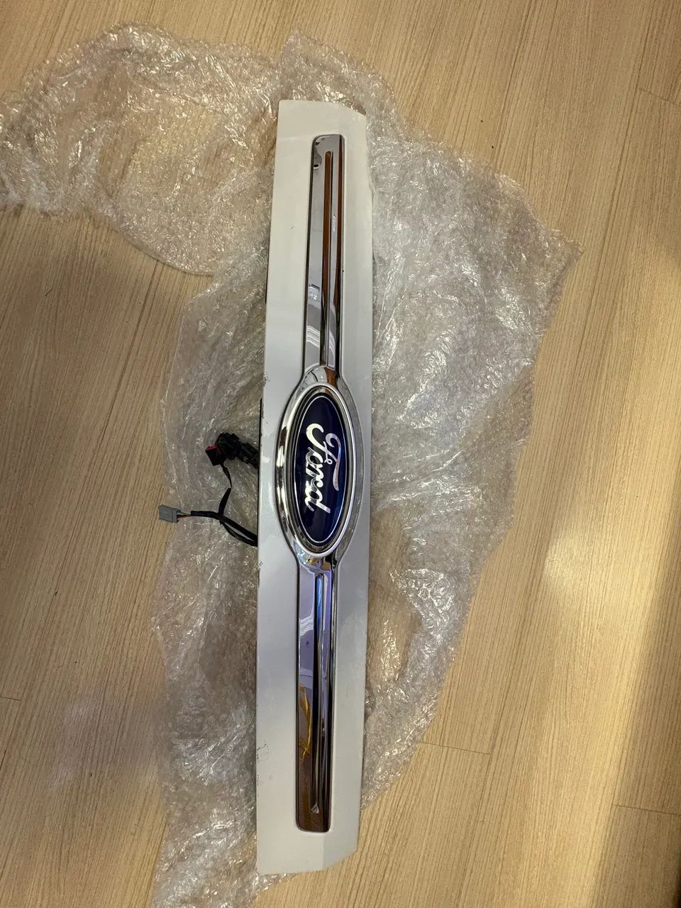 Moldura tampa traseira Ford Edge 2011/2014