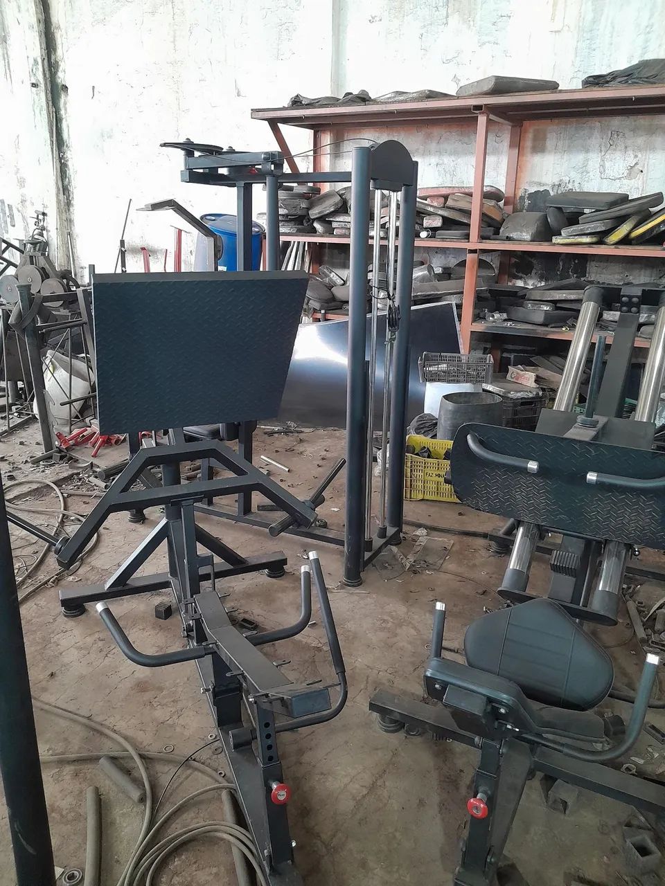 Venda de equipamentos de academia 