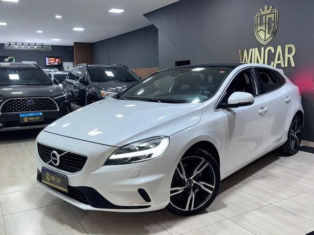 Volvo V40 2018
