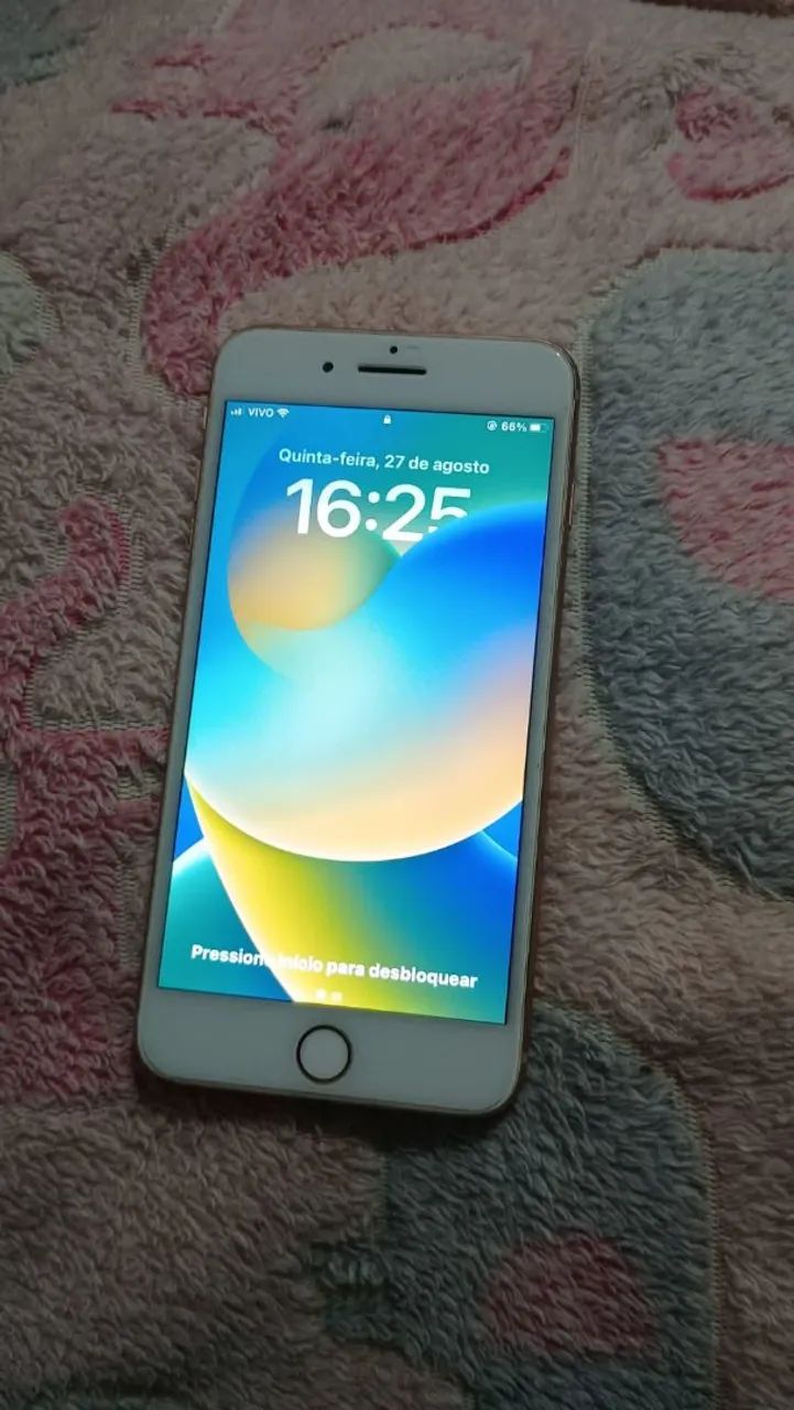 iPhone 8 Plus