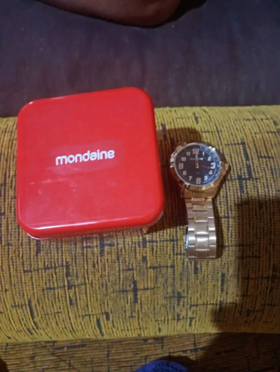 Vendo relogio a prova dagua mondaine masculino400