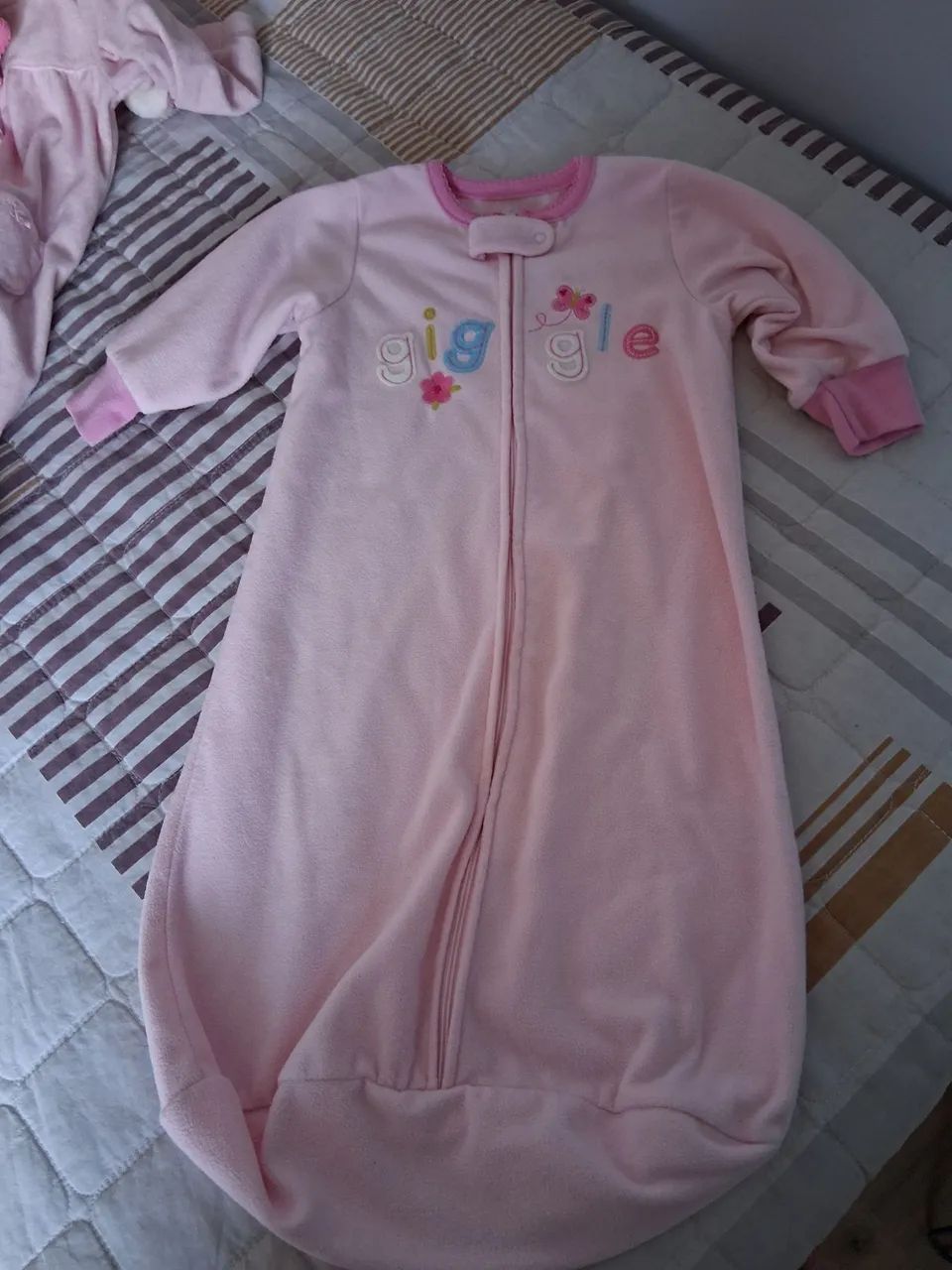 Macacão 6 a 9 meses  - Foto 2