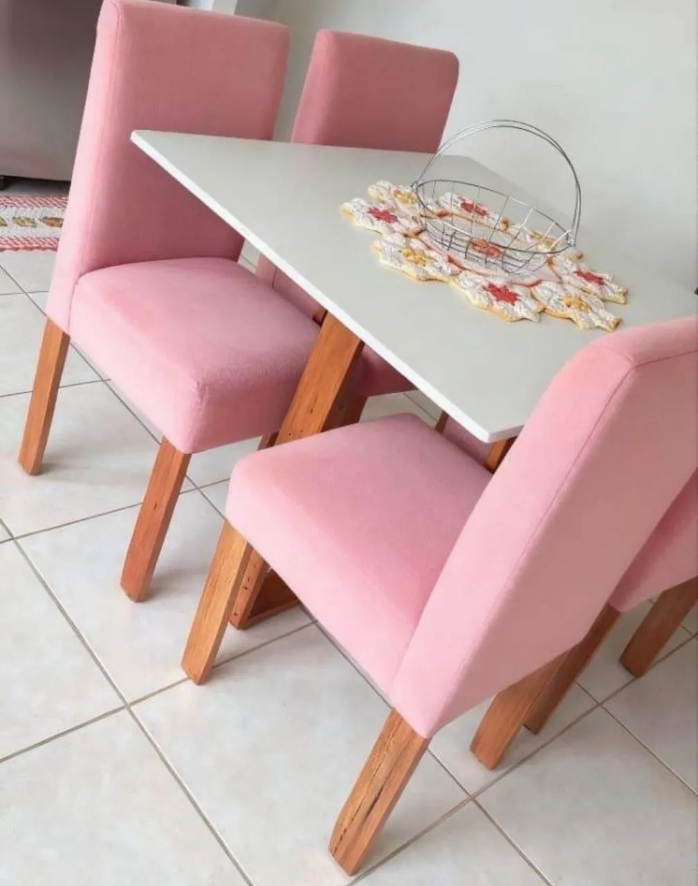 Mesa com 4 cadeiras pra sala de jantar apronta entrega  - Foto 4