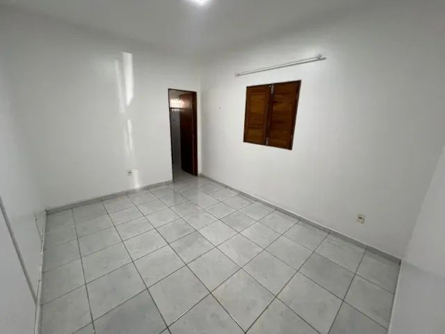 Alugo casa 2/4 com suíte Massaranduba - Foto 5