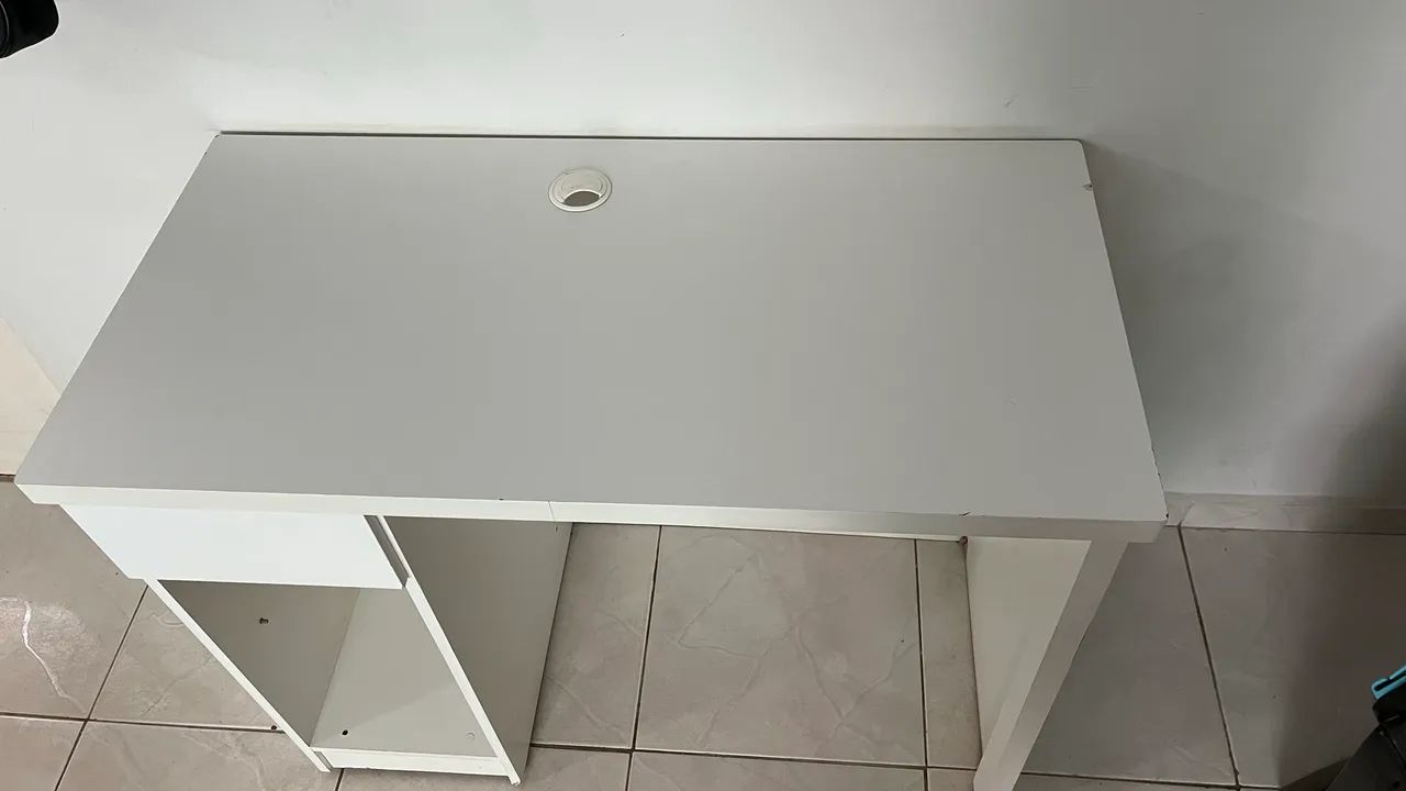 writing desk
