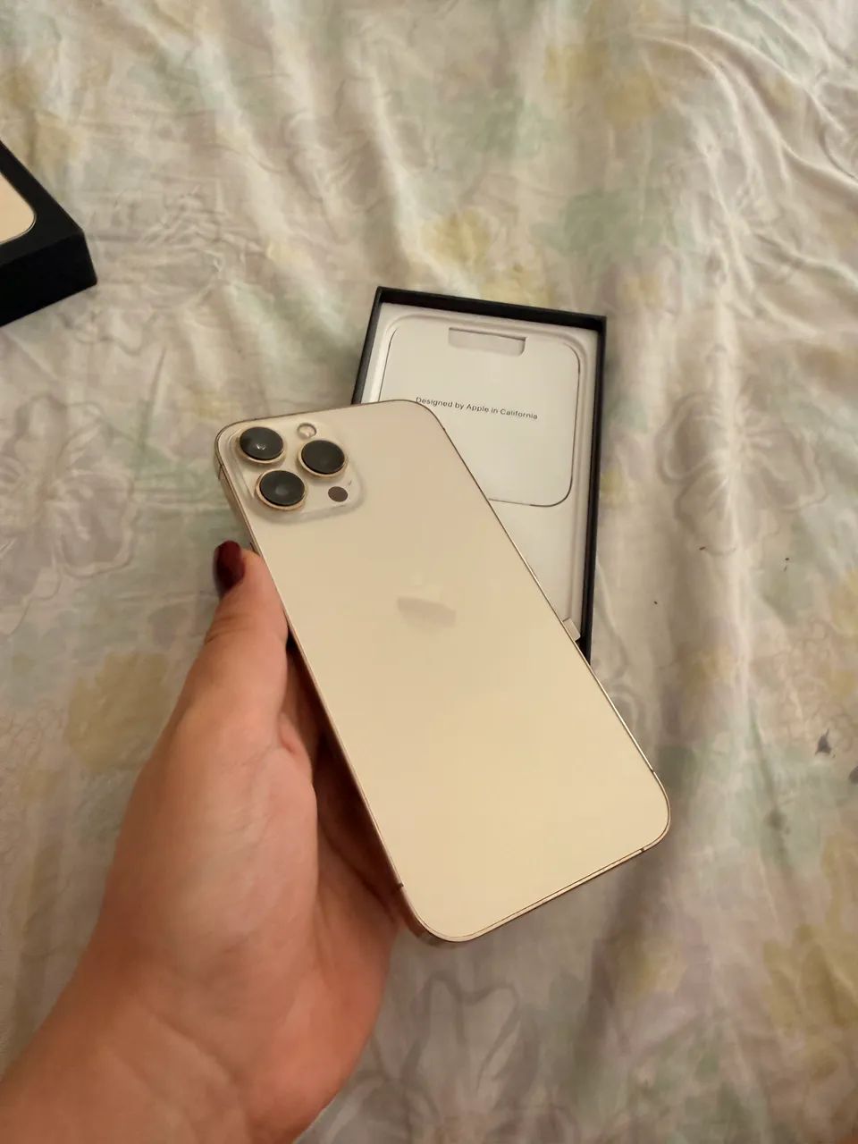 iPhone 13 Pro Max Gold 256GB - Desbloqueado + Caixa Original