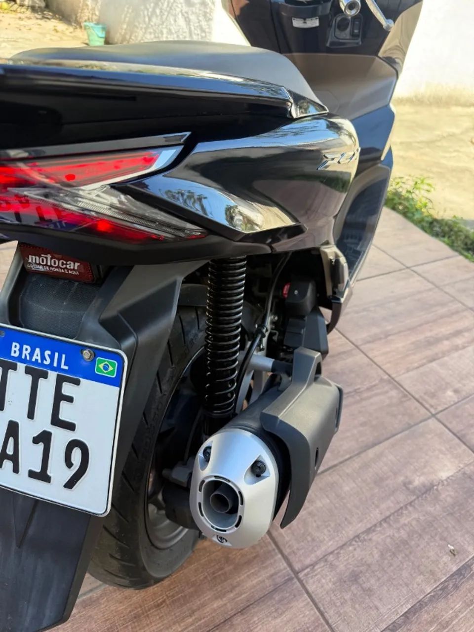 Vendo Pcx muito nova  - Foto 5